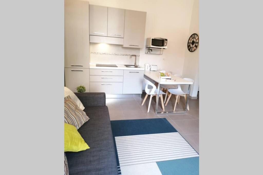 Charming & Spacious Florentine Home Just Two Mins From Tram Stop Firenze Esterno foto