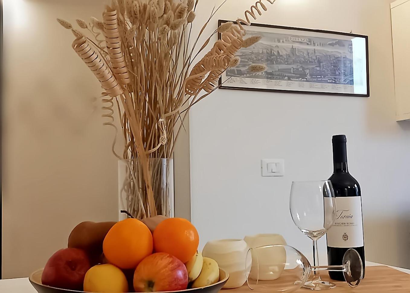 Charming & Spacious Florentine Home Just Two Mins From Tram Stop Firenze Esterno foto