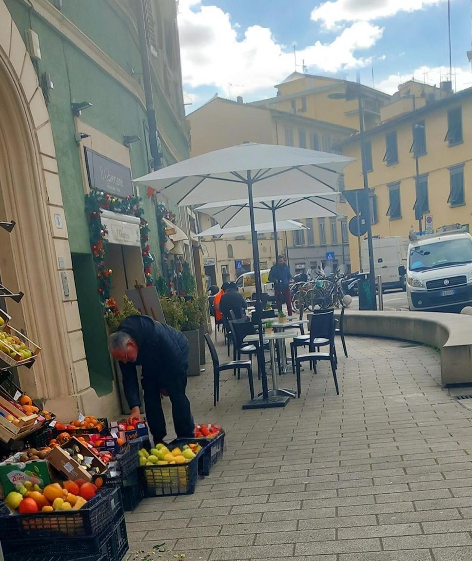 Charming & Spacious Florentine Home Just Two Mins From Tram Stop Firenze Esterno foto